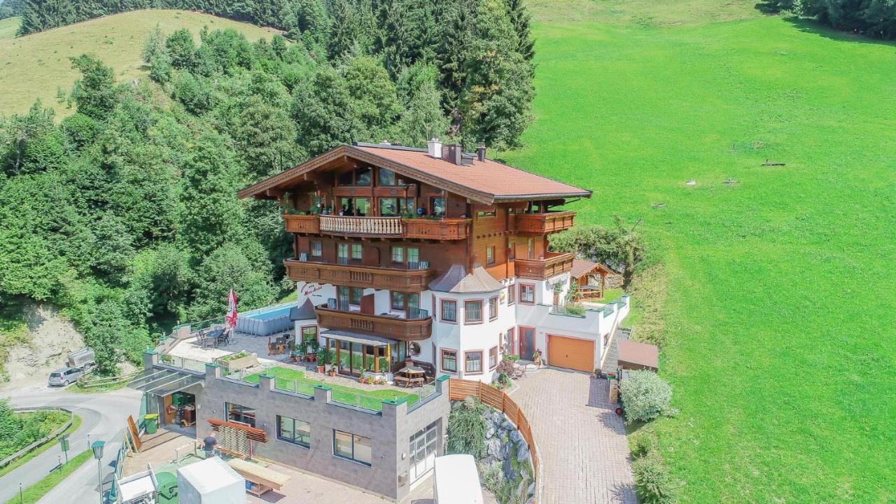 Appartement-Gaestehaus Marie Anderl Зальбах-Хинтерглемм Экстерьер фото